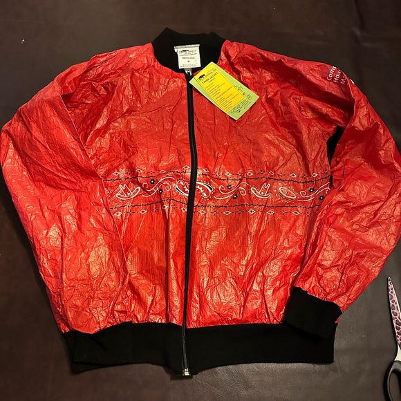 Tyvek jacket - Picture 1 of 9